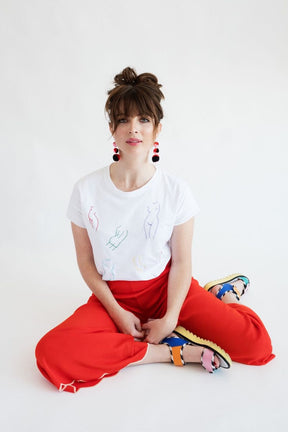 Individuali Tee in Black | Hand Embroidered