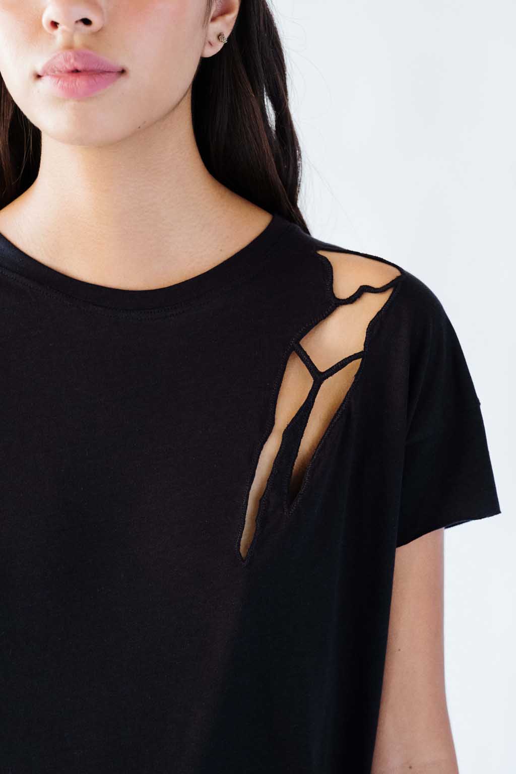 Cutout T-shirt in 100% Bamboo